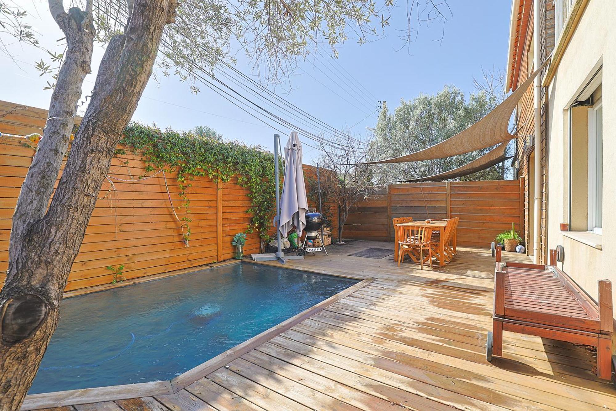 Maison Avec Piscine Et Jacuzzi Proche Des Plages Toulon Luaran gambar
